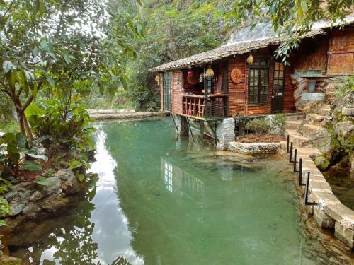 10F62F59-4C1F-48E5-BDFE-FE0C100BE17E