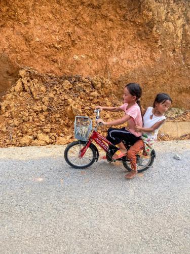 6F031CDC-9686-40FB-B3E7-BA080F62EEC9