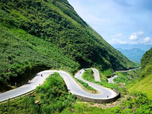 CDC497FE-5C01-4D82-872E-C4BBEE579074