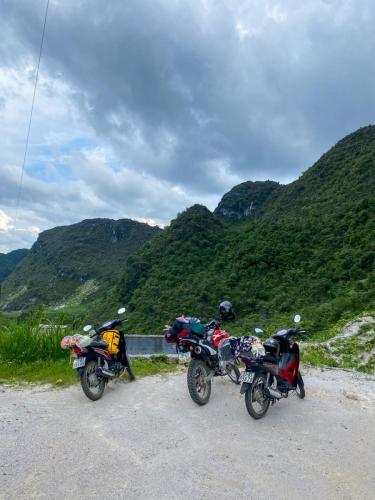 E577C0E0-AC84-44EB-A0A9-D0D8B75CB12A