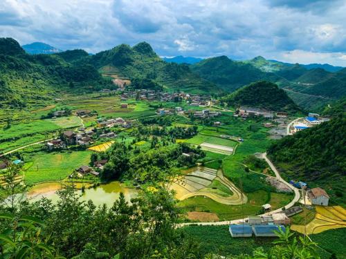 E78E9A84-0208-4172-AED6-7111A7D4C144